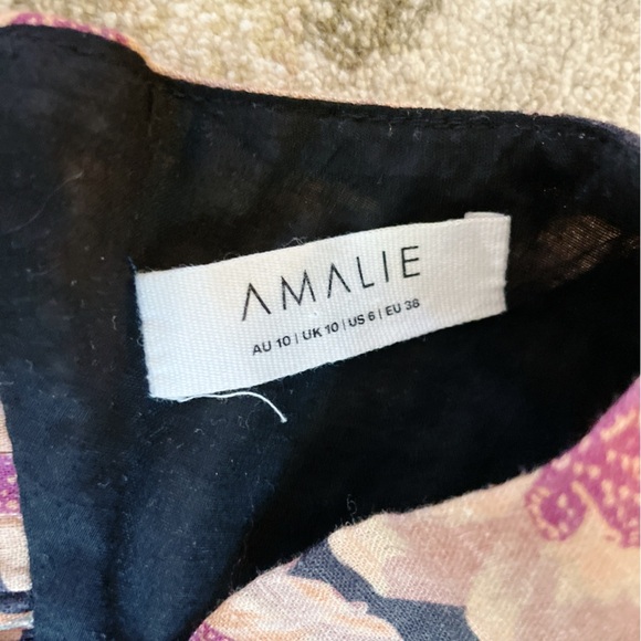 Amalie Showpo Dessie Floral Tie Front Open Back Puff Sleeve romper US 6 - Picture 4 of 8
